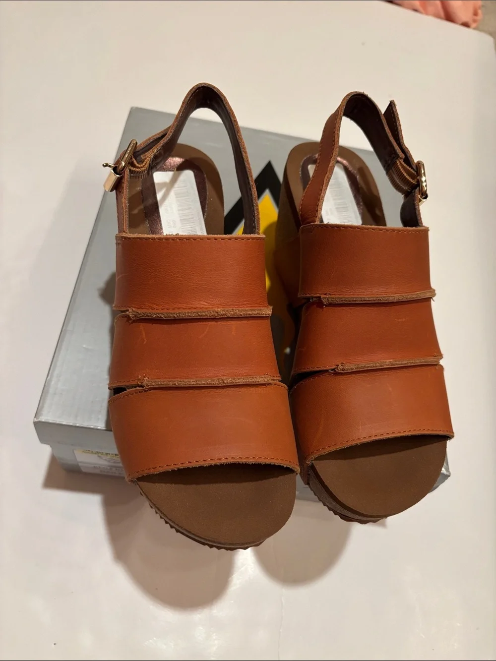 Volatile stylish slingback